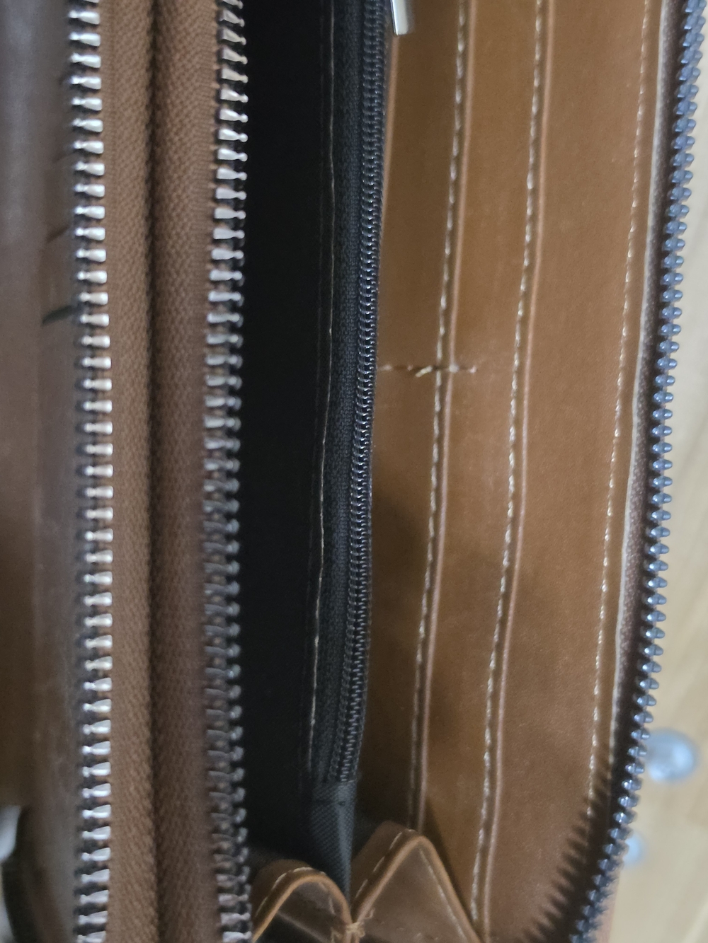 Sam & Hadley Western Tooled Faux Leather Crossbody Wallet Bag - Picture 16 of 16